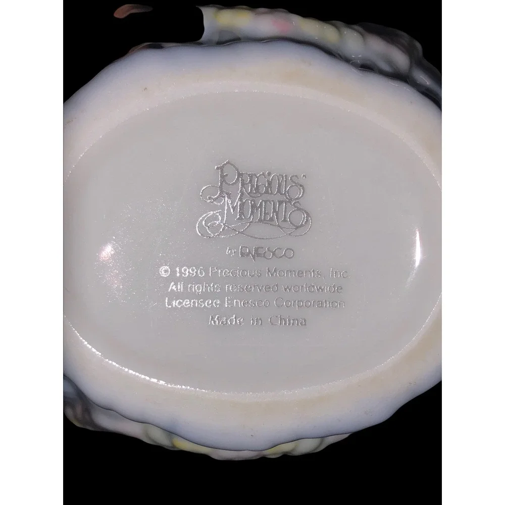 1996 Vintage Precious Moments Collectible Porcelain‎ Basket 